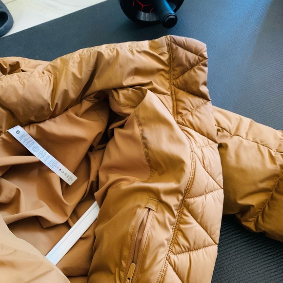 Lululemon Wunder Puff Jacket - Picture 12 of 14